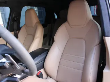 PORSCHE CAYENNE TURBO