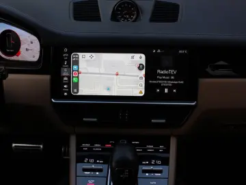 PORSCHE CAYENNE TURBO