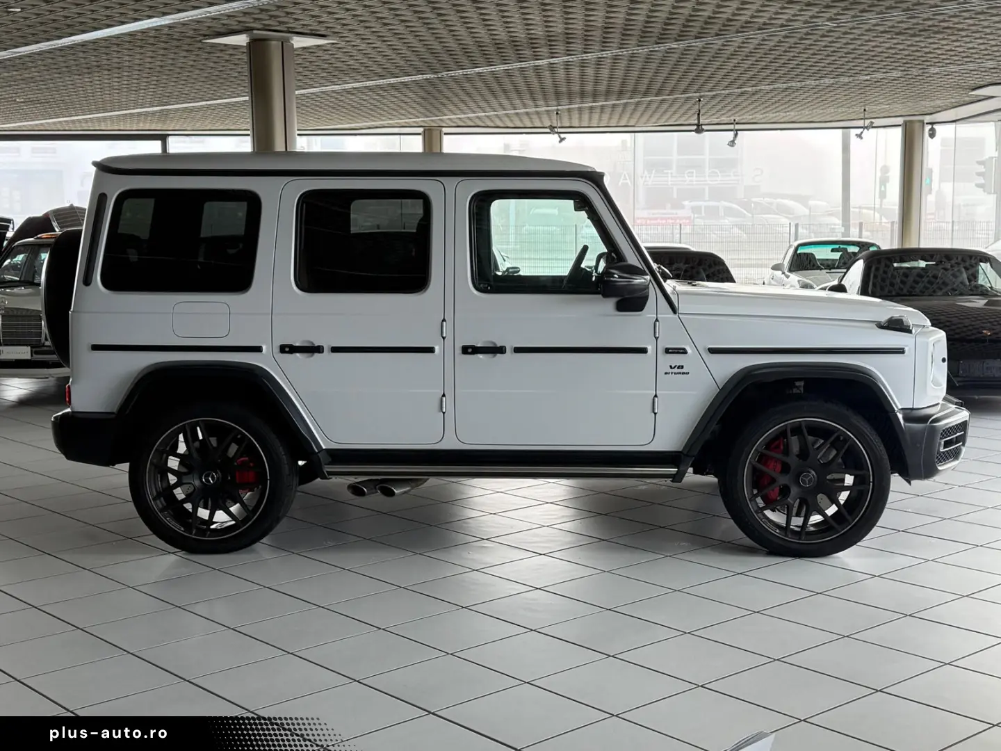 MERCEDES-BENZ G 63 AMG Magno-Weiß 22  FOND-TV 360