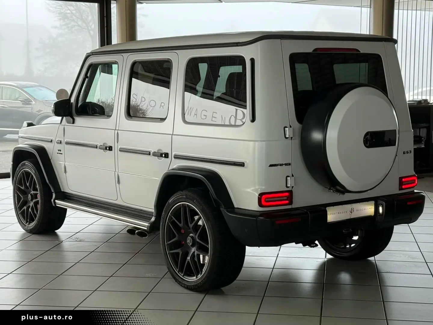 MERCEDES-BENZ G 63 AMG Magno-Weiß 22  FOND-TV 360