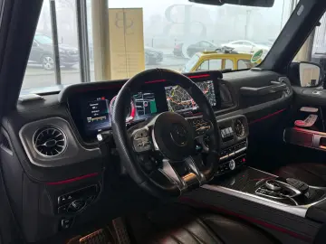 MERCEDES-BENZ G 63 AMG Magno-Weiß 22  FOND-TV 360