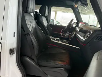 MERCEDES-BENZ G 63 AMG Magno-Weiß 22  FOND-TV 360