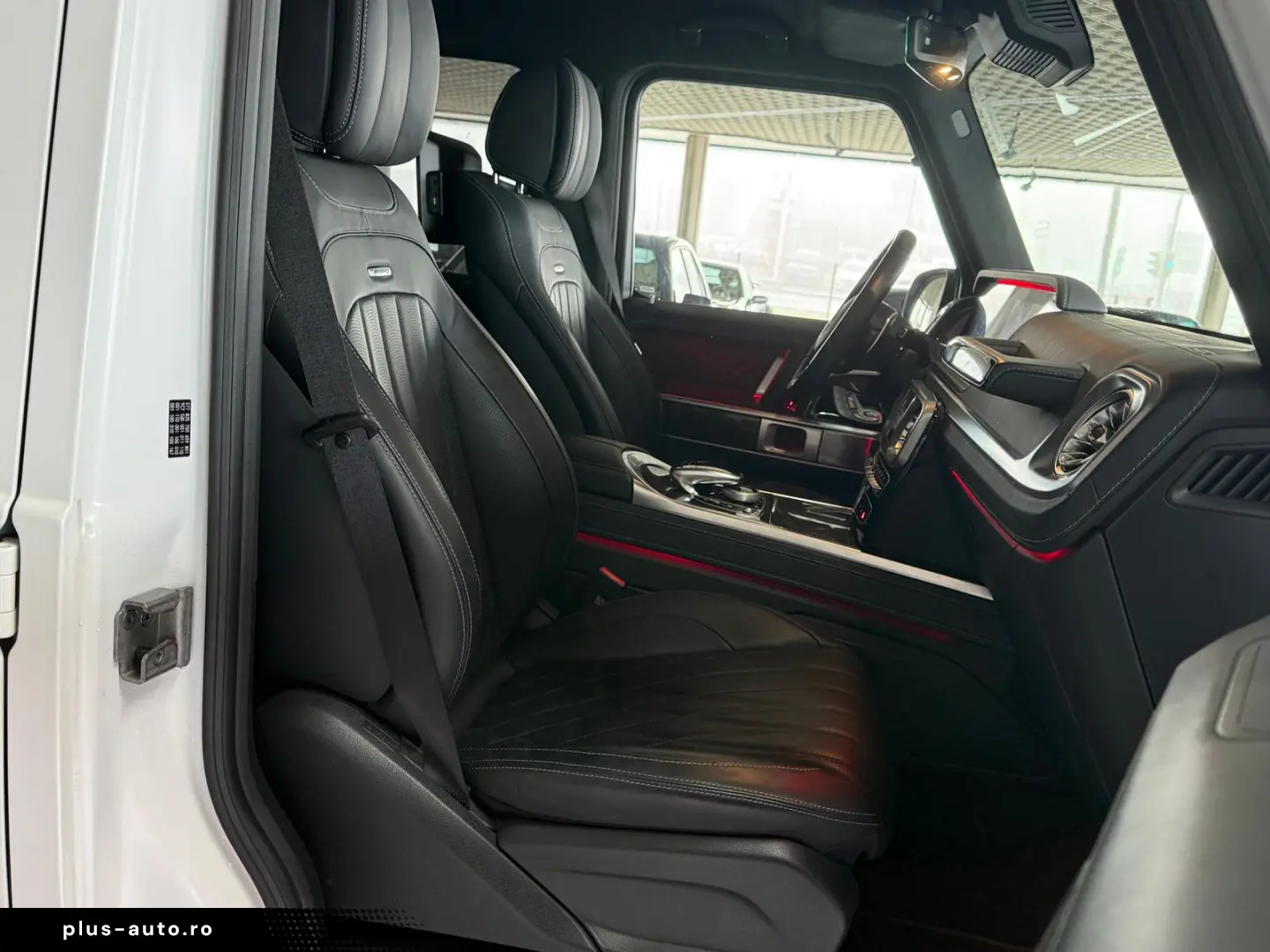 MERCEDES-BENZ G 63 AMG Magno-Weiß 22  FOND-TV 360