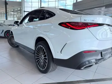 MERCEDES-BENZ GLC 300 de 4M Coupé AMG  Night  20&apo…