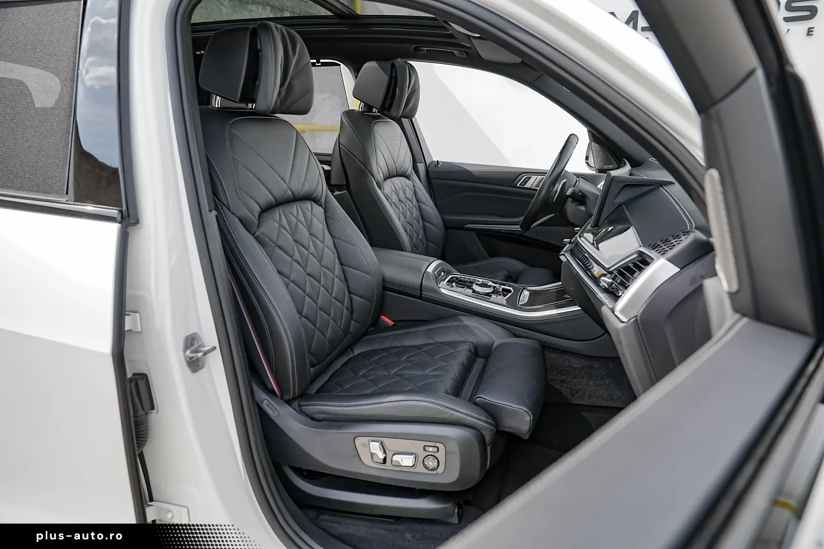 BMW X5 3.0D Swarovski  7 locuri  M-pachet  LED