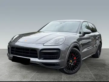 PORSCHE CAYENNE GTS