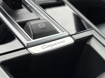 PORSCHE CAYENNE GTS