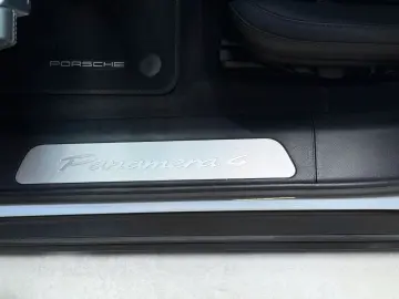 PORSCHE Panamera 4 E-Hybrid   Sportabgas   InnoDrive