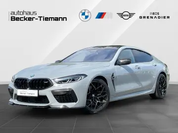 BMW M8 Gran Coupé Comp. M Performance   Akrapovic