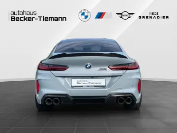 BMW M8 Gran Coupé Comp. M Performance   Akrapovic