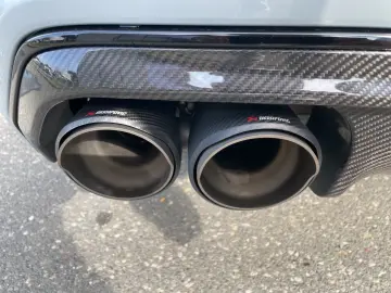 BMW M8 Gran Coupé Comp. M Performance   Akrapovic