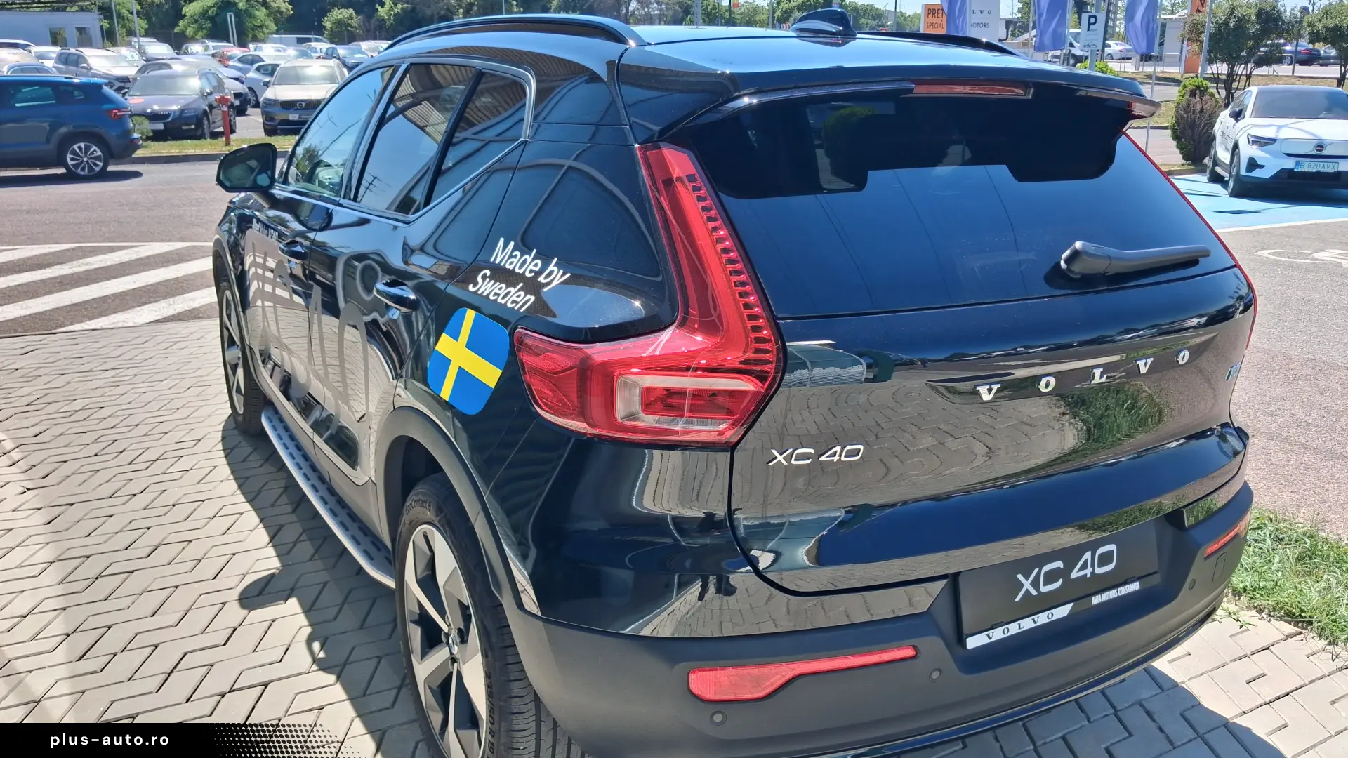 Volvo XC 40 B3 AT FWD MHEV Plus Dark