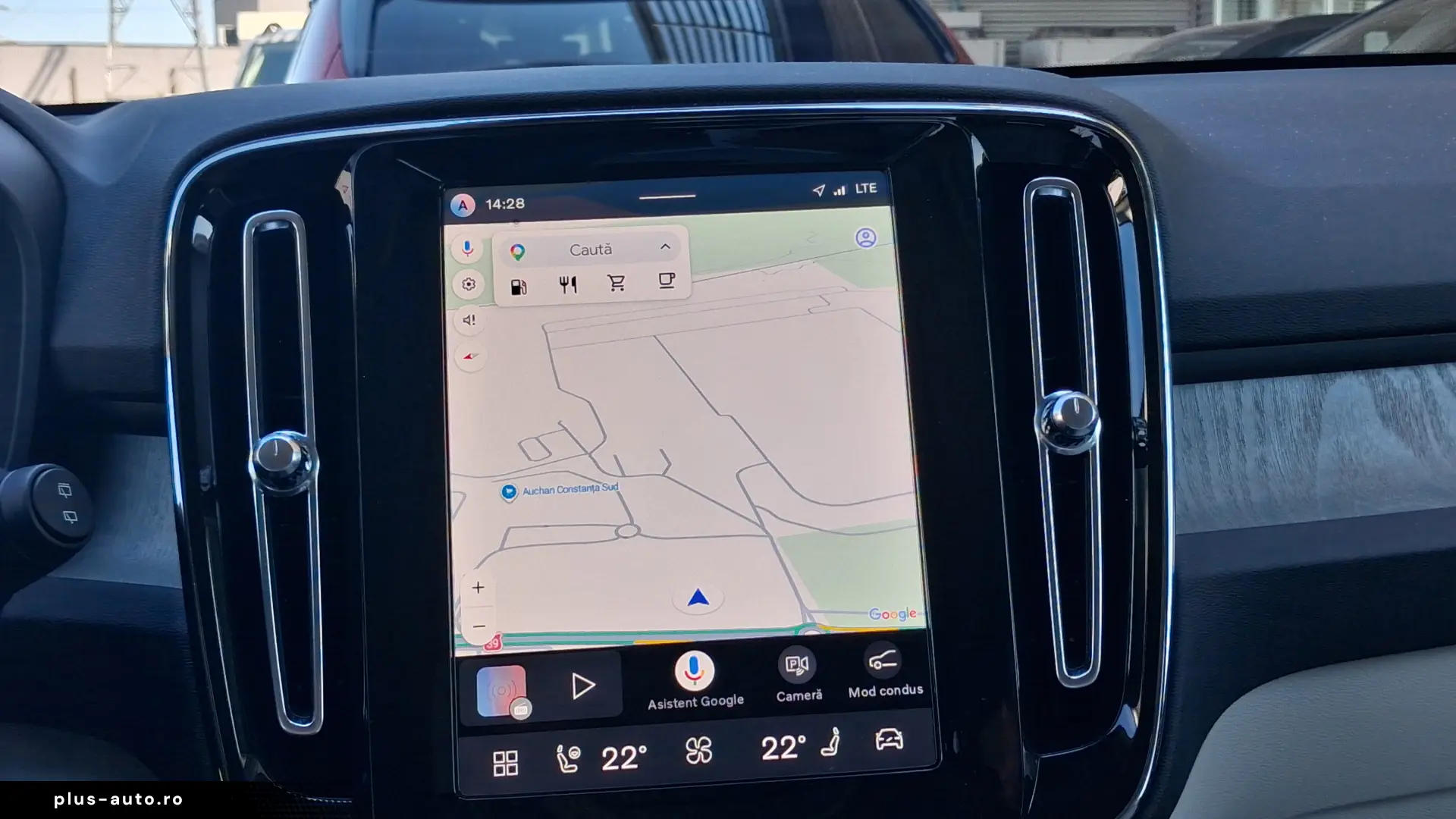 Volvo XC 40 B3 AT FWD MHEV Plus Dark