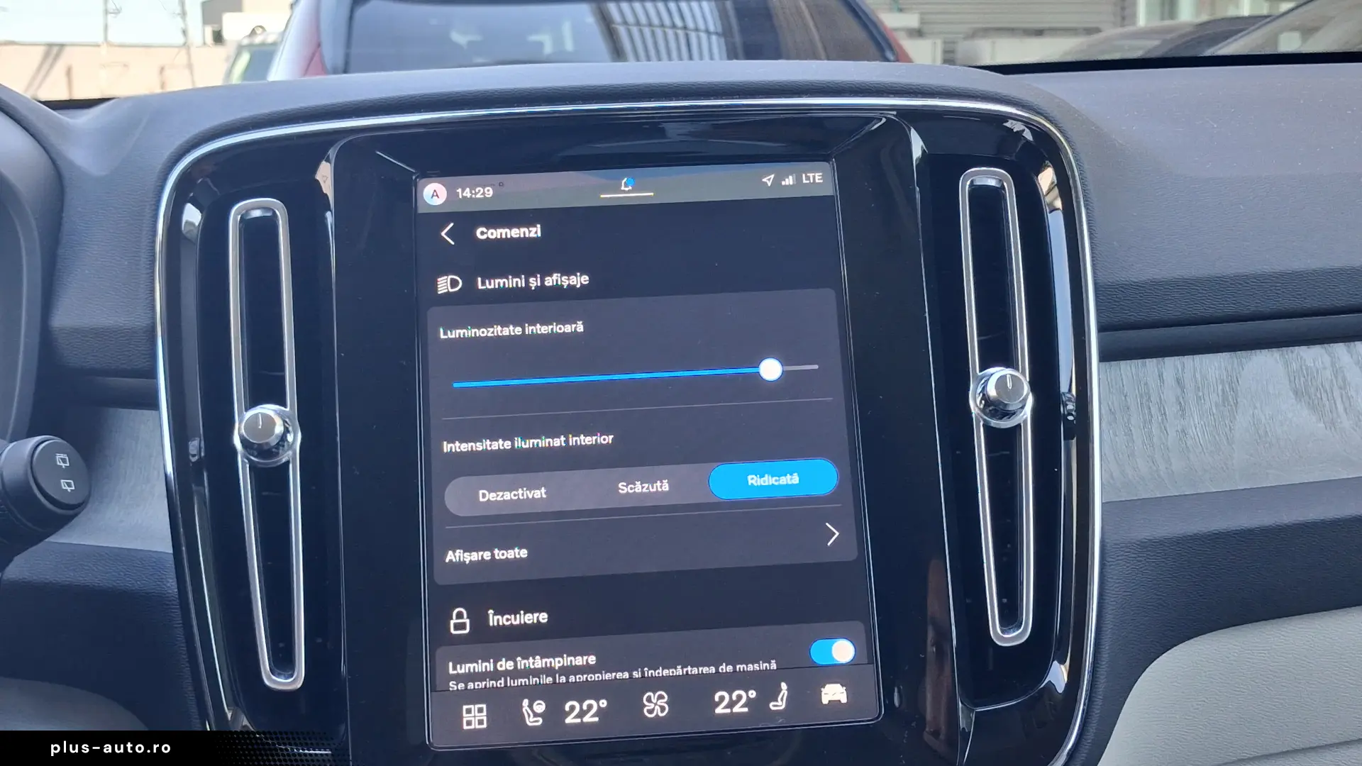 Volvo XC 40 B3 AT FWD MHEV Plus Dark
