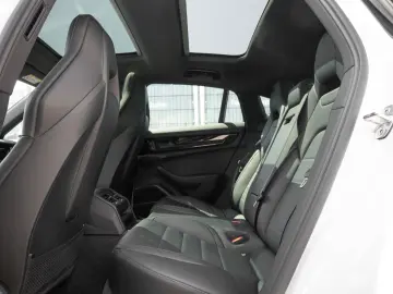 PORSCHE Panamera 4 E-Hybrid InnoDrive HeadUp Soft-Close