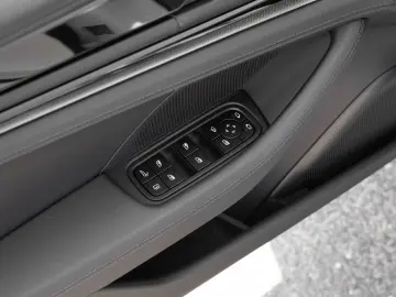 PORSCHE Panamera 4 E-Hybrid InnoDrive HeadUp Soft-Close
