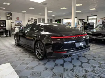 Porsche Panamera 4 E-Hybrid RaceTex  Bose  Sporting Exhaust