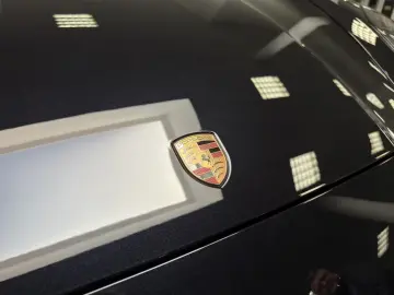 Porsche Panamera 4 E-Hybrid RaceTex  Bose  Sporting Exhaust