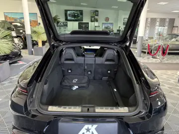 Porsche Panamera 4 E-Hybrid RaceTex  Bose  Sporting Exhaust