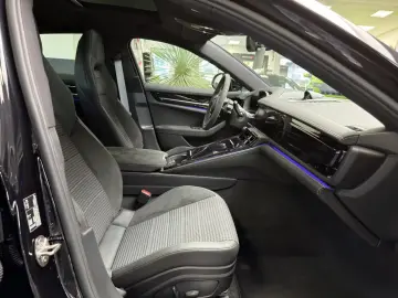 Porsche Panamera 4 E-Hybrid RaceTex  Bose  Sporting Exhaust