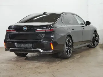 BMW 740d xDrive  Executive Lounge  Sitzbelüft.  M Sp