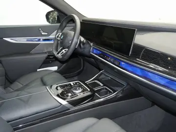 BMW 740d xDrive  Executive Lounge  Sitzbelüft.  M Sp