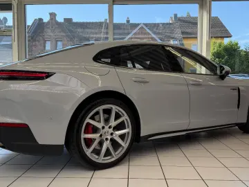 PORSCHE Panamera 4 S E-Hybrid Approved  FACELIFT