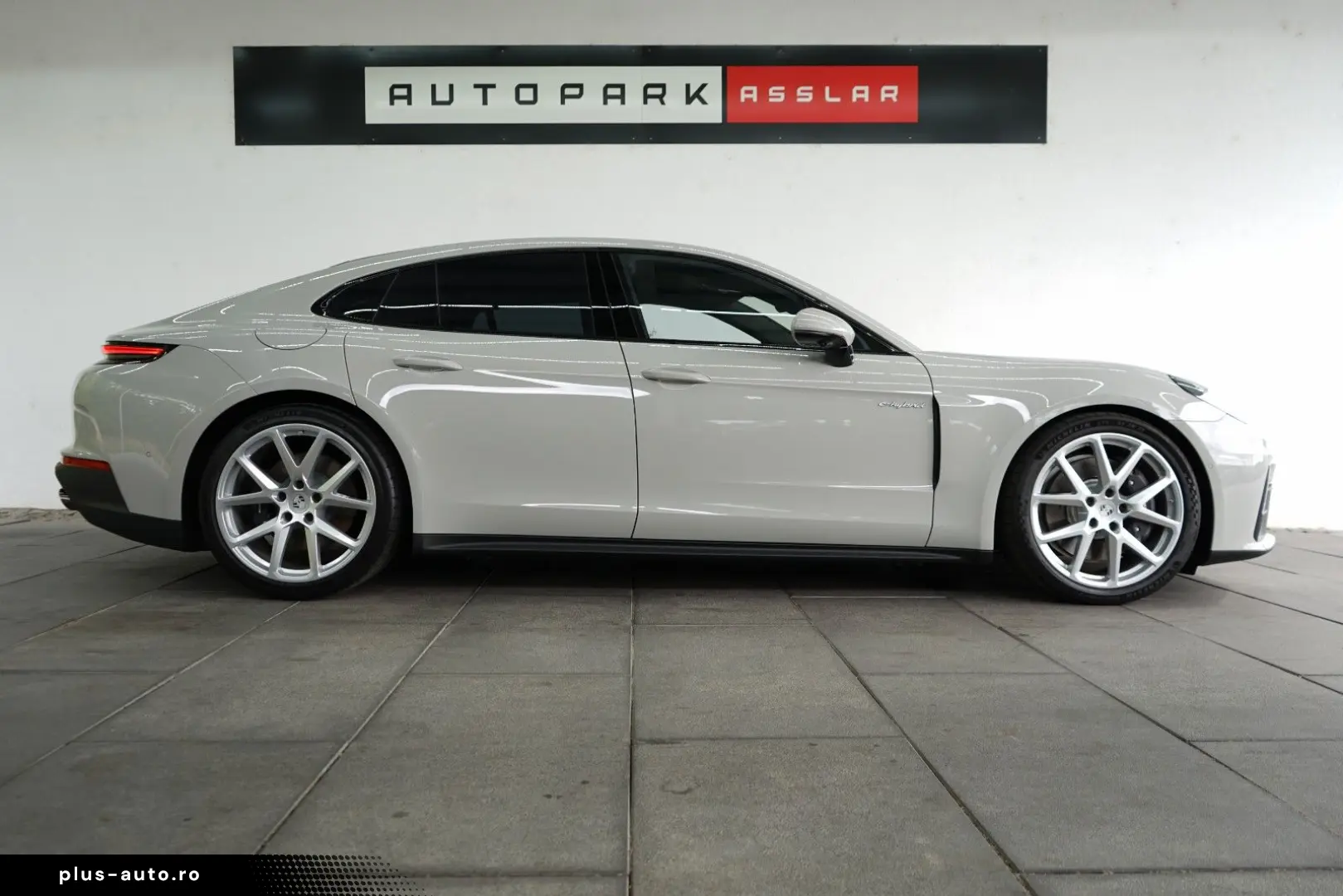 PORSCHE Panamera 4 E-Hybrid MY25 Kreide HAL SpAbgas MEGA