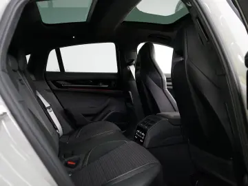 PORSCHE Panamera 4 E-Hybrid MY25 Kreide HAL SpAbgas MEGA