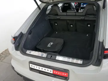 PORSCHE Panamera 4 E-Hybrid MY25 Kreide HAL SpAbgas MEGA