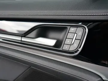 PORSCHE Panamera 4 E-Hybrid MY25 Kreide HAL SpAbgas MEGA