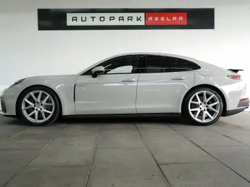 PORSCHE Panamera 4 E-Hybrid MY25 Kreide HAL SpAbgas MEGA