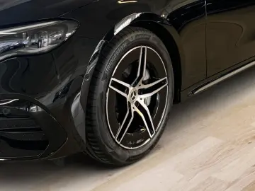 MERCEDES-BENZ E 300 e 4M Limo  AMG