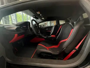 LAMBORGHINI Huracán Tecnica   Garantie 05 2028   Lift
