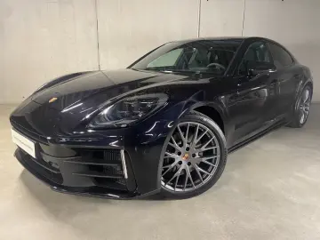 Porsche Panamera 4   Sports exhaust system  BOSE  InnoDrive