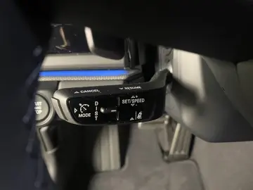 Porsche Panamera 4   Sports exhaust system  BOSE  InnoDrive