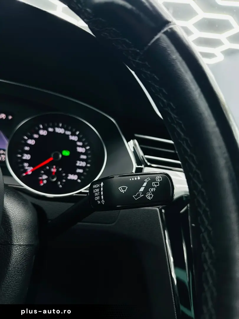 VOLKSWAGEN PASSAT 2021 2.0D E6 Garantie 12 Luni Rate Avans 0
