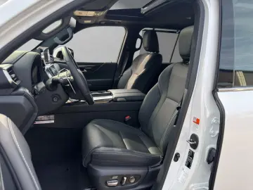 LEXUS LX 500 D Luxury Mark Levinson Full Options
