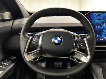 BMW iX3 50 xDrive M Sport Pro - ELECTRIC