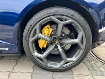 LAMBORGHINI Huracán Tecnica 1.HAND LIFT KERAMIK SOFORT