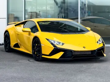 LAMBORGHINI Tecnica