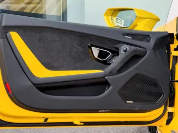 LAMBORGHINI Tecnica