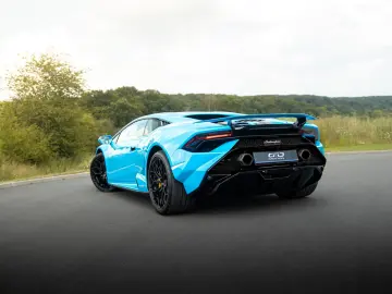 LAMBORGHINI Huracán Tecnica Sensonum Lift BluCepheus