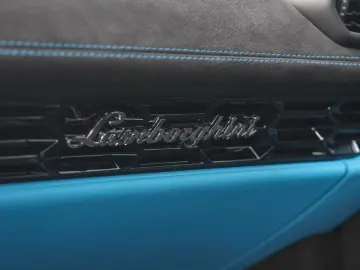LAMBORGHINI Huracán Tecnica Sensonum Lift BluCepheus