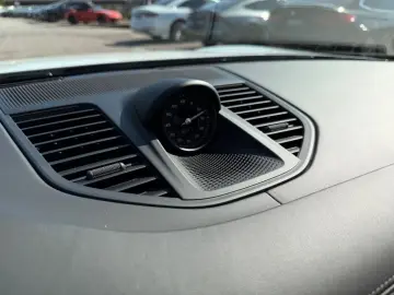 Porsche Panamera 4 E   MATRIX  SPORT-AGA  BEIF-DISPLAY