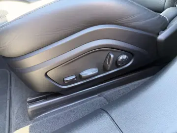 Porsche Panamera 4 E   MATRIX  SPORT-AGA  BEIF-DISPLAY