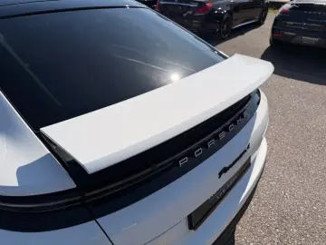 Porsche Panamera 4 E   MATRIX  SPORT-AGA  BEIF-DISPLAY