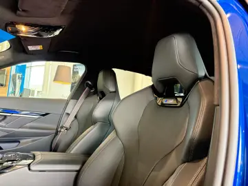 BMW M5 Plug-In Hybrid xDrive HUD Memory vorn