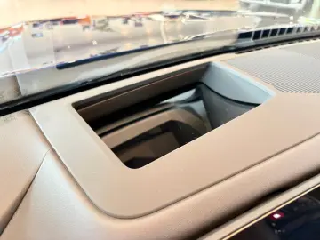 BMW M5 Plug-In Hybrid xDrive HUD Memory vorn