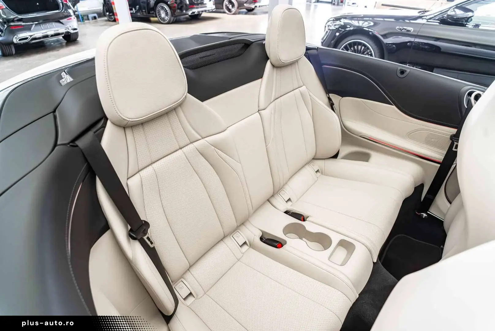 MERCEDES-BENZ CLE 200 Cabrio AMG-Line   Leather Beige